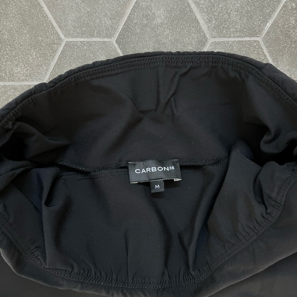 High quality Carbon38 wide leg pant. Perfect for dressing up or down. - Picture 4 of 4